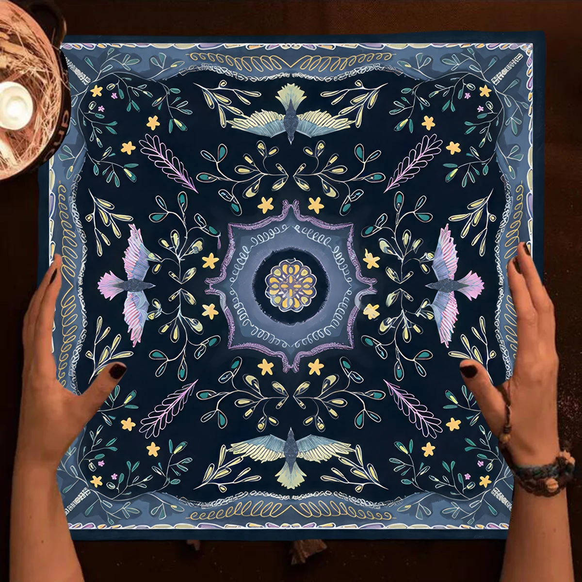 Obrus na tarota Bogini Hecate, – Board Game Hotel recenzja i cena